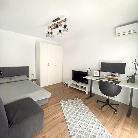 Puzzle Studio Bucureşti Eksteriør bilde